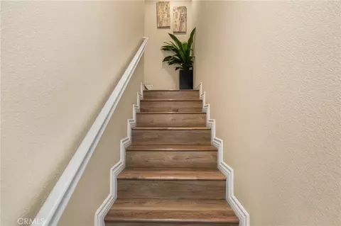 Entry Way - 253 E Santa Fe Ct, Placentia, CA 92870 photo 3 of 6