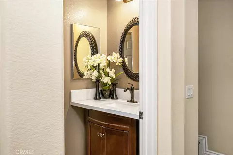 Entry Way - 253 E Santa Fe Ct, Placentia, CA 92870 photo 2 of 6