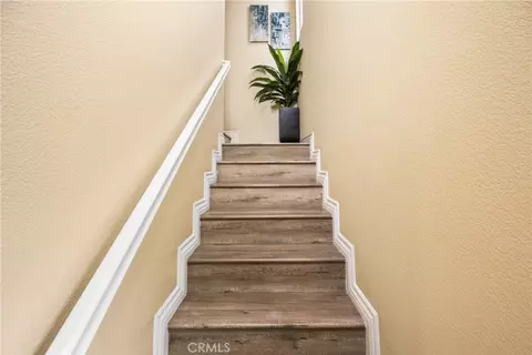 Entry Way - 253 E Santa Fe Ct, Placentia, CA 92870 photo 6 of 6