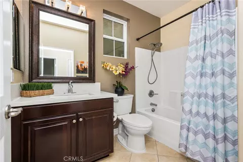 Bath - 253 E Santa Fe Ct, Placentia, CA 92870 photo 8 of 11