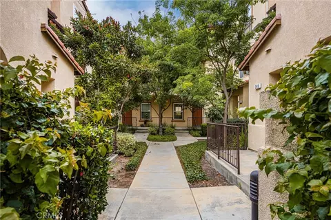 Exterior - 253 E Santa Fe Ct, Placentia, CA 92870 photo 7 of 11