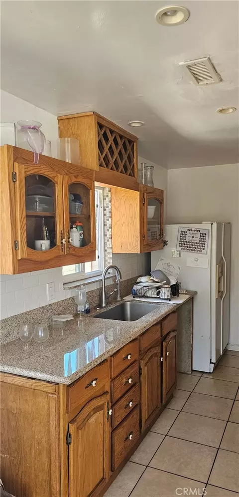 Kitchen - 3747 E Roberta Ave, Orange, CA 92869 photo 1 of 2