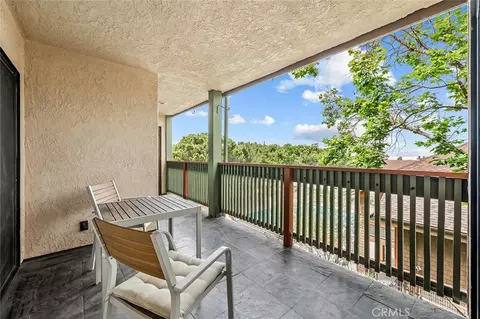 2514 E Willow St #105, Signal Hill, CA 90755
