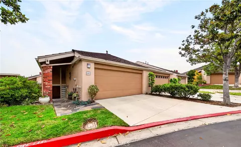 802 W Glenwood Cir, Fullerton, CA 92832