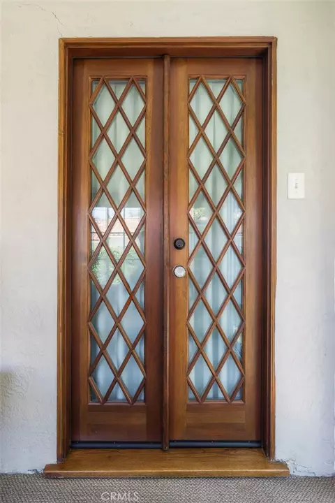 Entry Way - 3639 Falcon Ave, Long Beach, CA 90807 photo 5 of 5