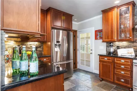 Kitchen - 3639 Falcon Ave, Long Beach, CA 90807 photo 8 of 10