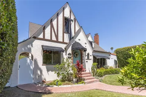 Exterior - 3639 Falcon Ave, Long Beach, CA 90807 photo 7 of 23