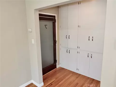 Entry Way - 1808 E Appleton #7, Long Beach, CA 90802 photo 2 of 3