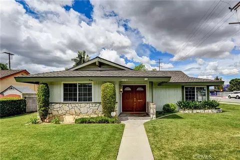 11903 La Serna Dr, La Mirada, CA 90638