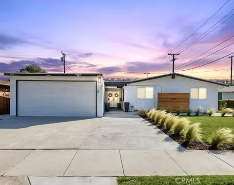 935 S Nutwood St, Anaheim, CA 92804