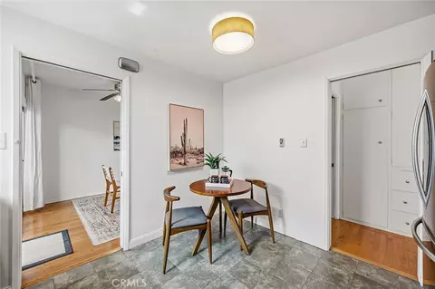 Dining - 1604 2nd St #1F, Long Beach, CA 90802 photo 2 of 2