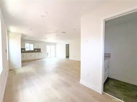645 W 97th, Los Angeles, CA 90044