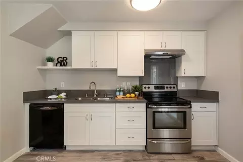 Kitchen - 4462 Walnut, Irvine, CA 92604 photo 4 of 4