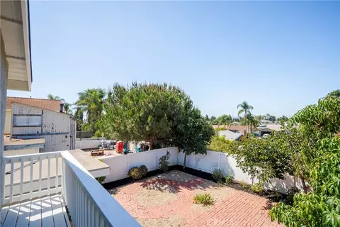 Exterior - 4462 Walnut, Irvine, CA 92604 photo 7 of 16