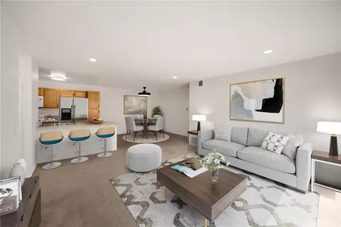 2521 W Sunflower Ave #R8, Santa Ana, CA 92704