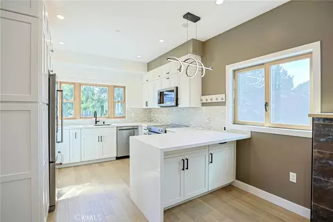 Kitchen - 605 W 4th, Long Beach, CA 90802 photo 1 of 3