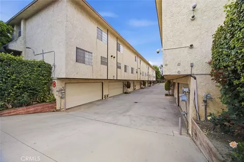 8927 Cedros Ave #8, Panorama City, CA 91402