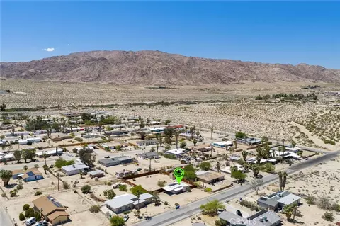 View/Area - 74401 Pinon, Twentynine Palms, CA 92277 photo 2 of 4
