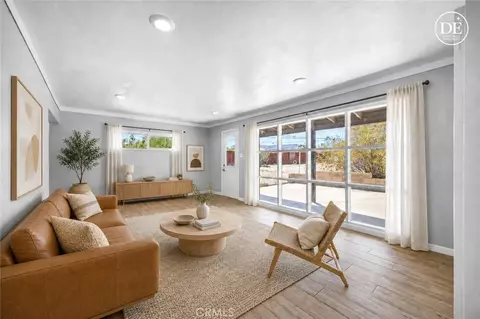Living - 74401 Pinon, Twentynine Palms, CA 92277 photo 2 of 4