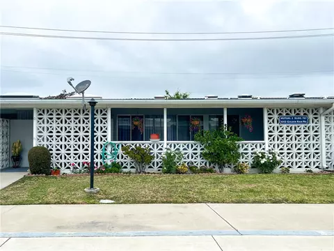 1321 Golden Rain Rd M2-67d, Seal Beach, CA 90740
