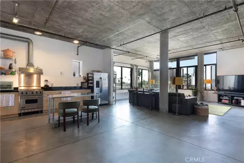 835 Locust Ave #419, Long Beach, CA 90813