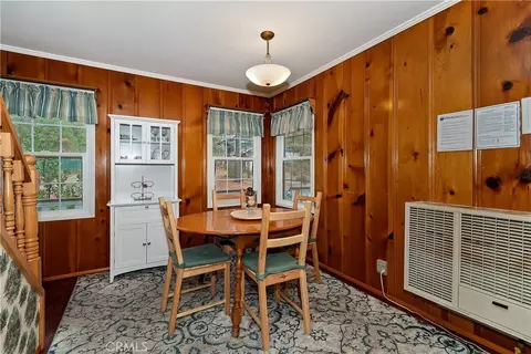 Dining - 41496 Oak, Big Bear Lake, CA 92315 photo 1 of 3