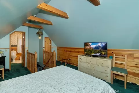 Bedroom - 41496 Oak, Big Bear Lake, CA 92315 photo 5 of 7