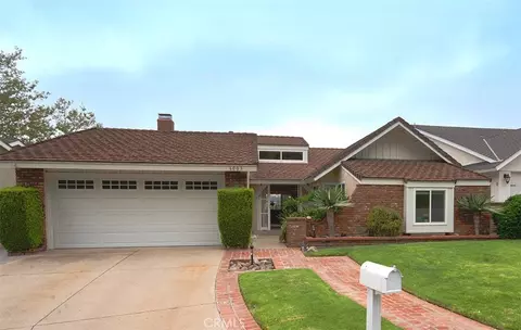 6003 E Yorktown Cir, Orange, CA 92869