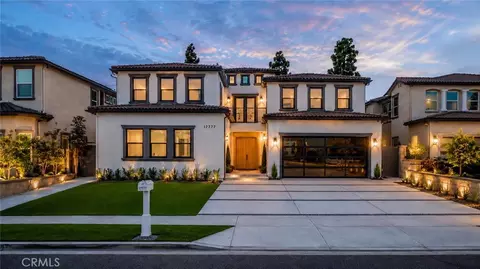 17777 Joshua Cir, Fountain Valley, CA 92708