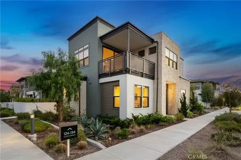 124 Chant, Irvine, CA 92618