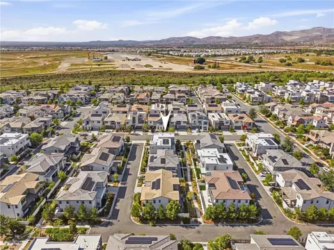 View/Area - 124 Chant, Irvine, CA 92618 photo 4 of 9