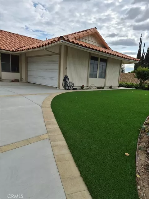 Exterior - 338 E Blossom Pl, Brea, CA 92821 photo 10 of 12