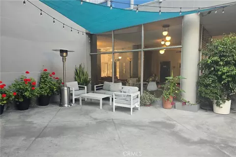 Exterior - 100 Atlantic #711, Long Beach, CA 90802 photo 2 of 3