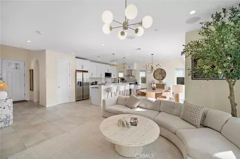 2573 Elden Ave #D, Costa Mesa, CA 92627