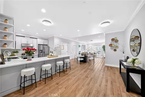 944 S Serrano Ave #306, Los Angeles, CA 90006