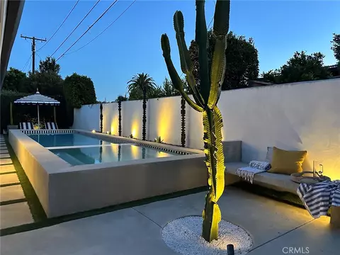3065 Stevely, Long Beach, CA 90808 photo 2