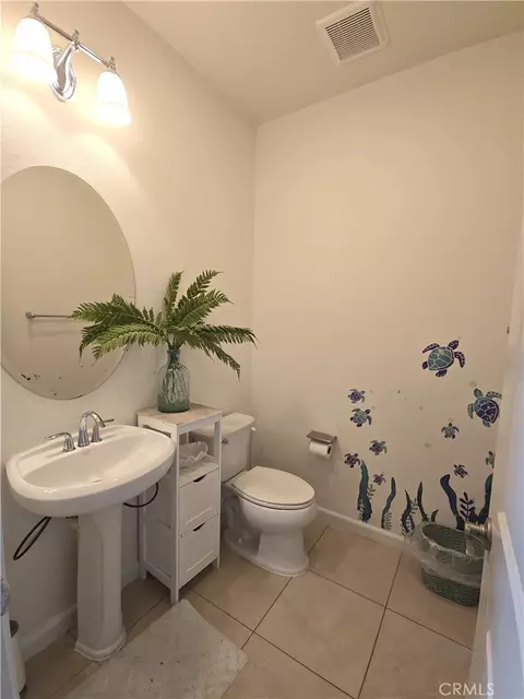 Bath - 9498 Asuza Ct, Riverside, CA 92508 photo 6 of 6