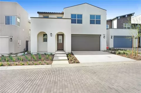 15940 Caterpillar Dr, Fontana, CA 92336