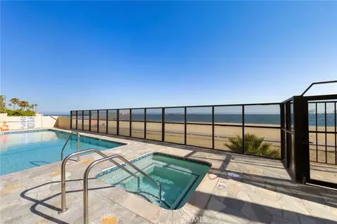 Exterior - 1750 E Ocean Blvd #709, Long Beach, CA 90802 photo 4 of 6