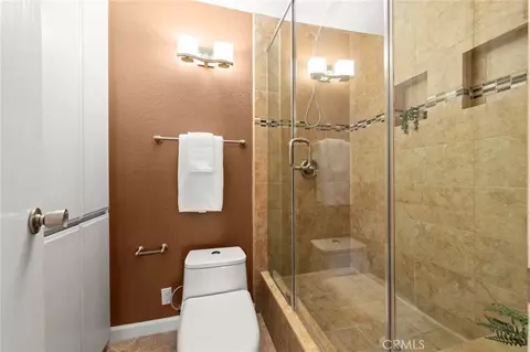 Bath - 1750 E Ocean Blvd #709, Long Beach, CA 90802 photo 3 of 5