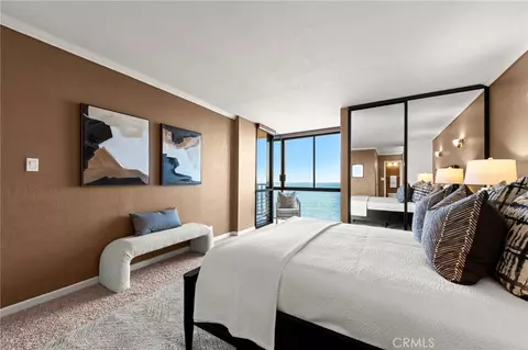 Bedroom - 1750 E Ocean Blvd #709, Long Beach, CA 90802 photo 3 of 4