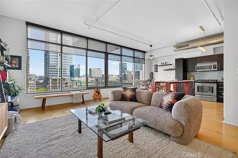 1100 S Hope St #1006, Los Angeles, CA 90015