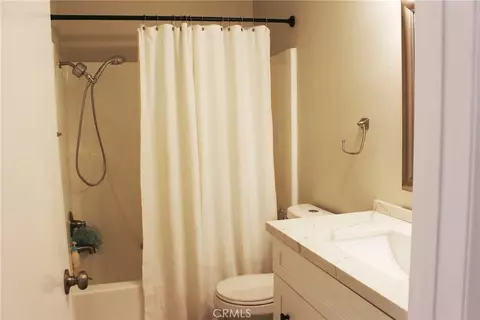 Bath - 1049 W W Pne #C, Upland, CA 91786 photo 2 of 2