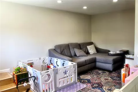 Living - 1049 W W Pne #C, Upland, CA 91786 photo 1 of 1