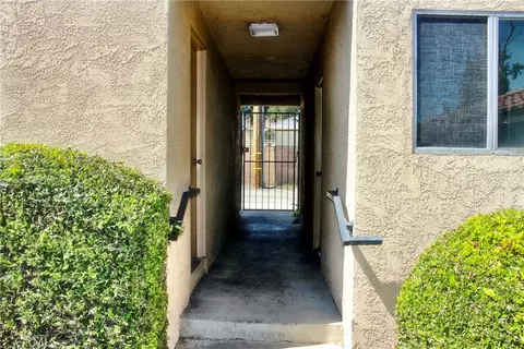 Exterior - 1049 W W Pne #C, Upland, CA 91786 photo 7 of 11