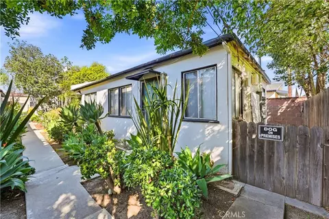 Exterior - 924 Termino Ave, Long Beach, CA 90804 photo 3 of 5