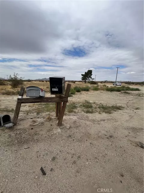 20505 Palmdale Blvd E, Palmdale, CA 93591 photo 5