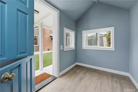 Entry Way - 5559 E Monlaco, Long Beach, CA 90808 photo 4 of 4