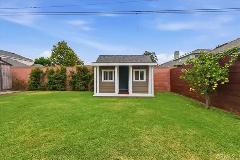Exterior - 5559 E Monlaco, Long Beach, CA 90808 photo 8 of 13