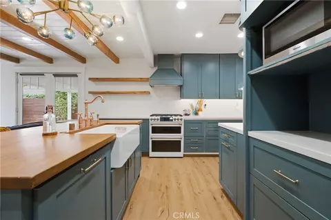 Kitchen - 5559 E Monlaco, Long Beach, CA 90808 photo 3 of 9